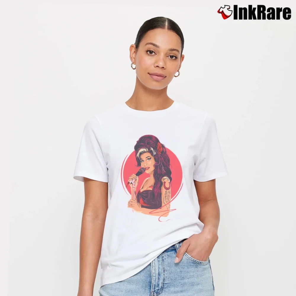 Women’s Amy Winehouse Pop Art T-Shirt in white | Soft, Flattering Fit