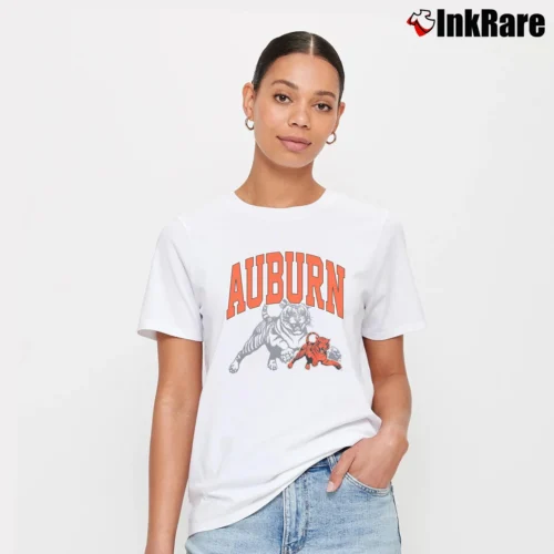Auburn Tigers Football Women’s Signature Tee in white – Effortless Style Women’s Auburn Tigers Football Signature T-Shirt in white | Soft, Flattering Fit