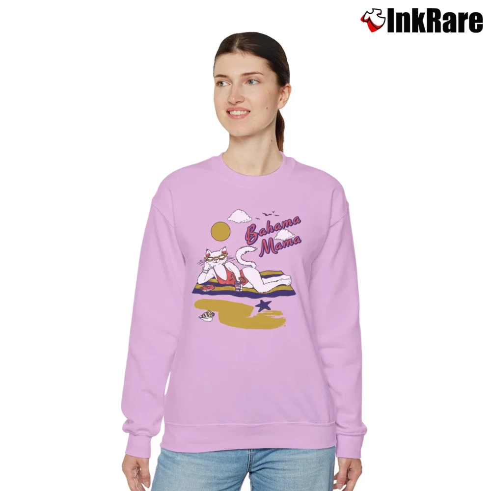 Women’s Bahama Mama Sexy Beach Cat 90s Style Relaxed Sweatshirt in light pink | Soft, Laid-Back Vibe