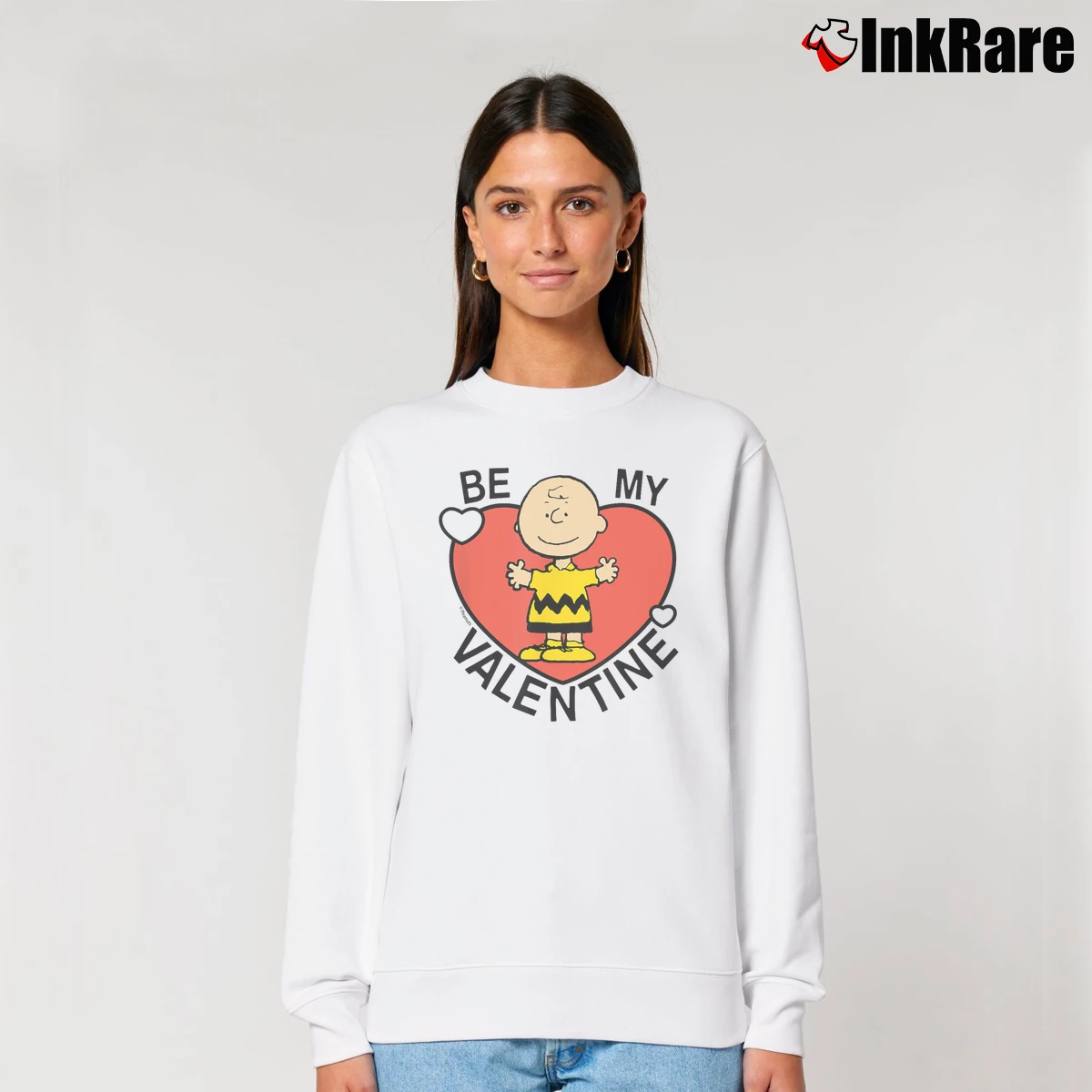 Be My Valentine Charlie Brown Women’s Relaxed Sweatshirt in white – Cozy Casual Women’s Be My Valentine Charlie Brown Relaxed Sweatshirt in white | Soft, Laid-Back Vibe