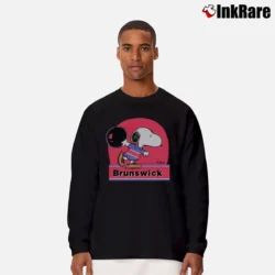 Men’s Brunswick Snoopy Bowling Peanuts Retro Tourist Long-Sleeve Shirt in black | Sleek, Lightweight, Year-Round Wear