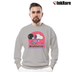 Men’s Brunswick Snoopy Bowling Peanuts Retro Tourist Crewneck Sweatshirt in sport grey | Cozy Fabric, Clean Style
