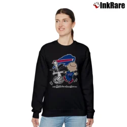 Women’s Buffalo Bills Snoopy Relaxed Sweatshirt in black | Soft, Laid-Back Vibe