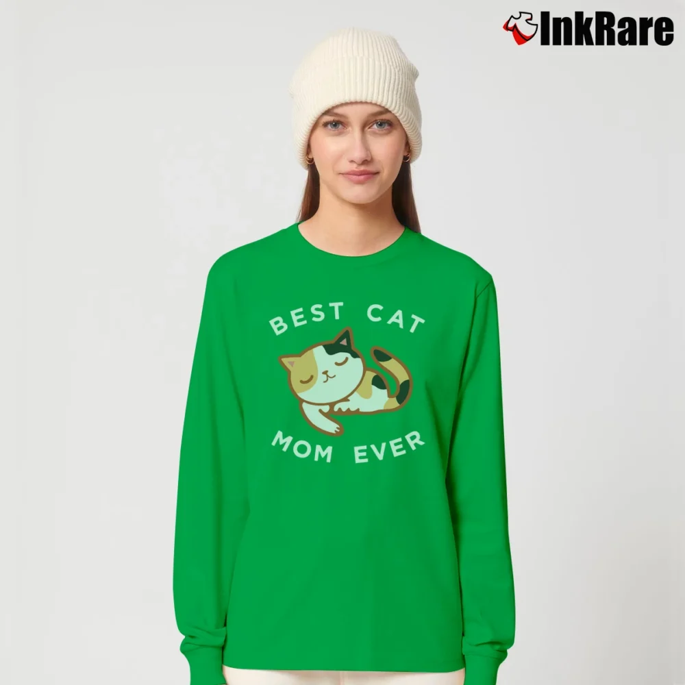 Women’s Calico Cat Mom Best Kitty Mother Gift Long-Sleeve Top in irish green | Sleek, Versatile, All-Season