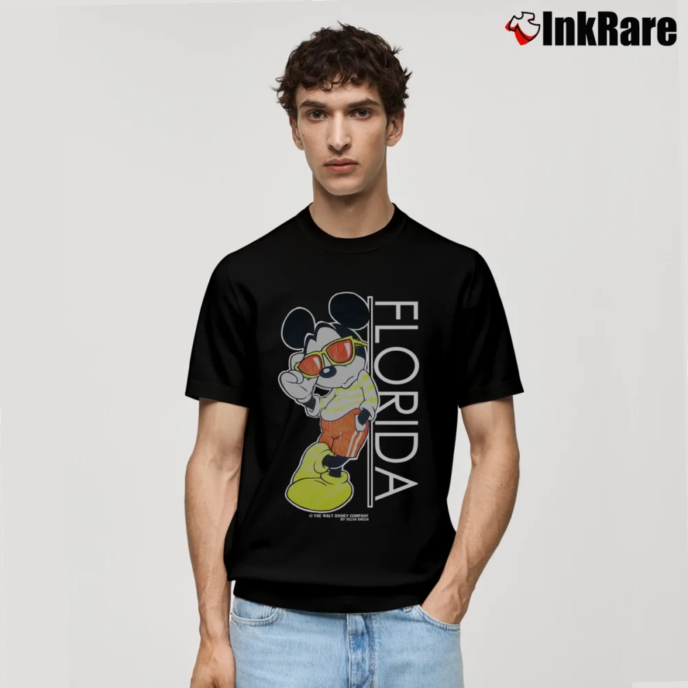 Men’s California Mickey Mouse Disney Graphic Classic T-Shirt in black | Soft, Breathable Everyday Wear