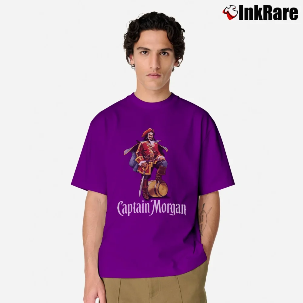Men’s Captain Morgan Rum Label Graphic Classic T-Shirt in purple | Soft, Breathable Everyday Wear