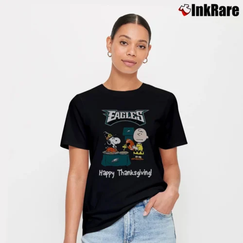 Charlie Brown And Snoopy Philadelphia Eagles Football Happy Thanksgiving Women’s Tee in black – Effortless Style Women’s Charlie Brown And Snoopy Philadelphia Eagles Football Happy Thanksgiving T-Shirt in black | Soft, Flattering Fit