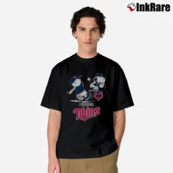 Men’s Charlie Brown And Snoopy Playing Baseball Minnesota Twins Classic T-Shirt in black | Soft, Breathable Everyday Wear