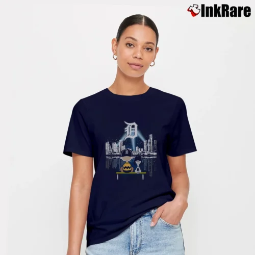 Charlie Brown And Snoopy Watching City Detroit Tigers Women’s Tee in navy – Effortless Style Women’s Charlie Brown And Snoopy Watching City Detroit Tigers T-Shirt in navy | Soft, Flattering Fit