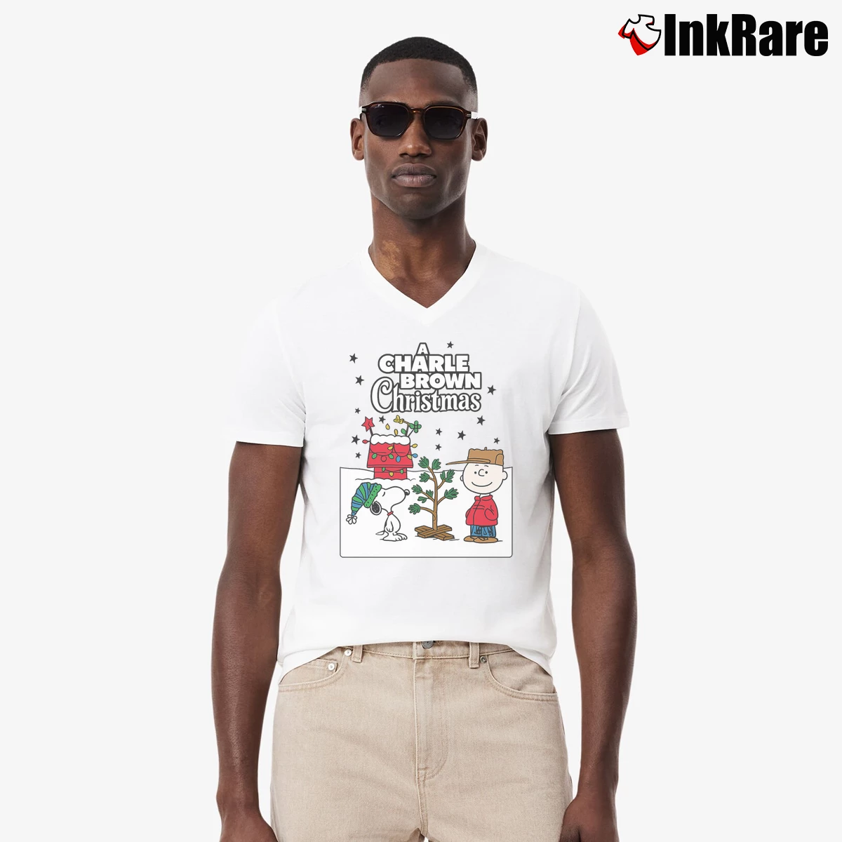 Charlie Brown Christmas Men’s V-Neck Tee in white – Modern Essential Men’s Charlie Brown Christmas V-Neck Tee in white | Sharp, Breathable, Everyday Staple