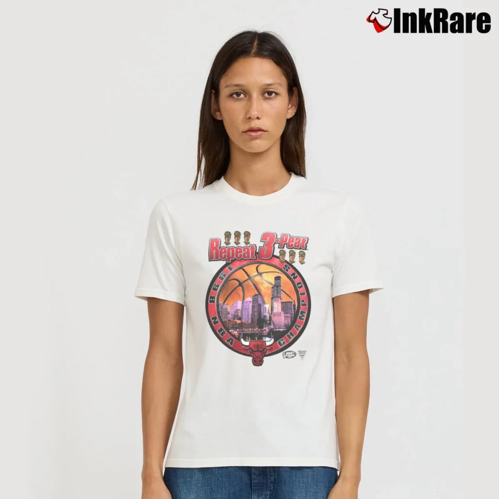 Women’s Chicago Bulls 1998 Finals Repeat Signature T-Shirt in white | Soft, Flattering Fit