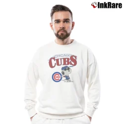 Men’s Chicago Cubs Snoopy Peanuts Baseball Crewneck Sweatshirt in white | Cozy Fabric, Clean Style