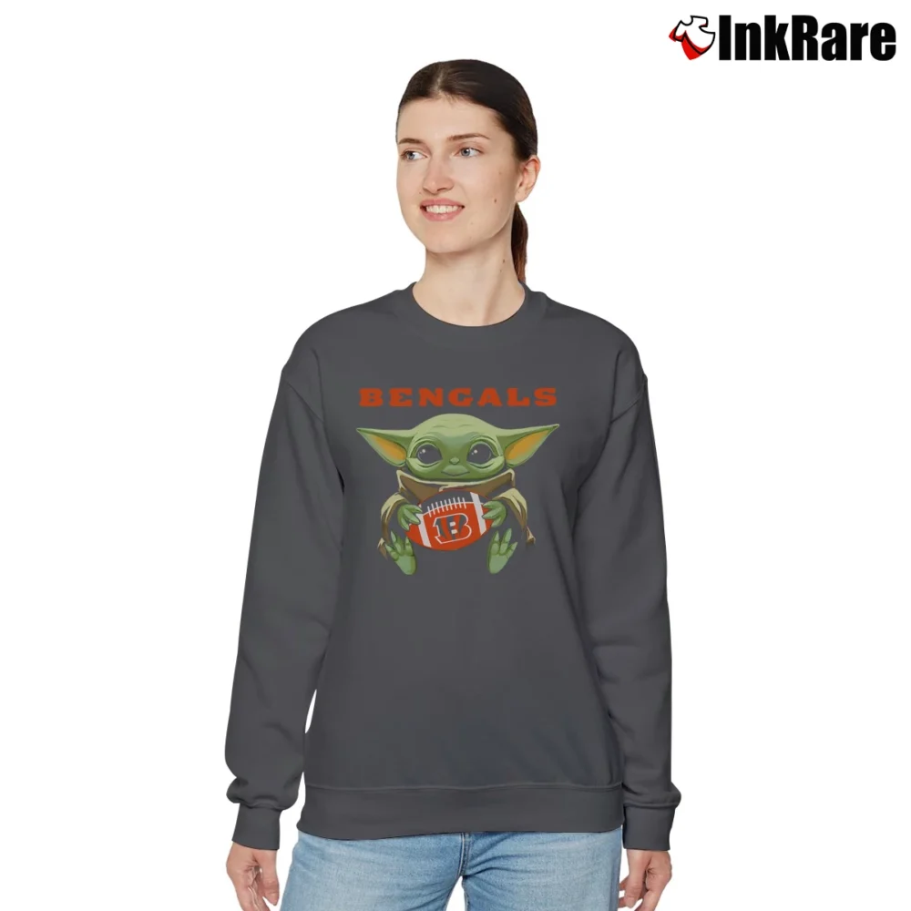 Women’s Cincinnati Bengals Baby Yoda Star Wars Football Relaxed Sweatshirt in charcoal | Soft, Laid-Back Vibe