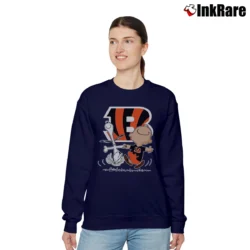 Women’s Cincinnati Bengals Charlie Brown Snoopy NFL Football Relaxed Sweatshirt in navy | Soft, Laid-Back Vibe