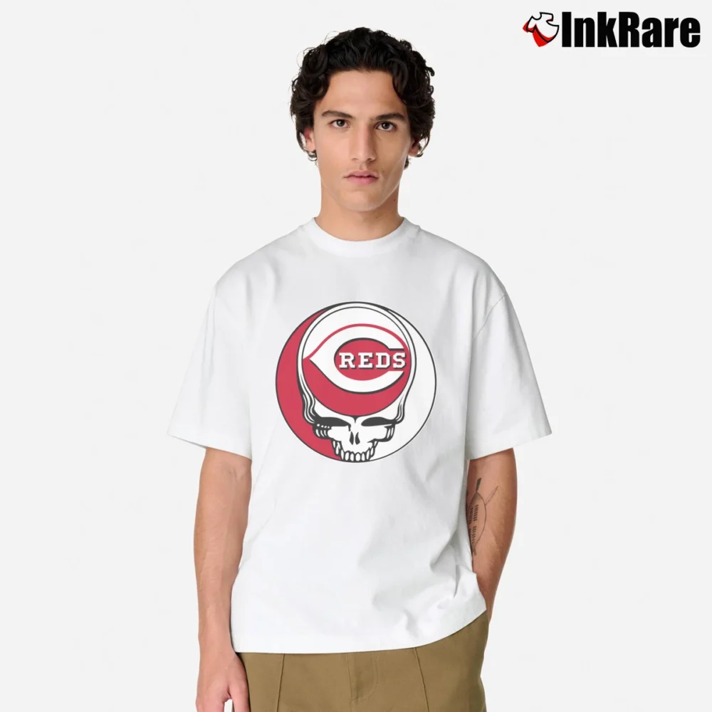 Men’s Cincinnati Reds Baseball Grateful Dead Steal Your Face Classic T-Shirt in white | Soft, Breathable Everyday Wear