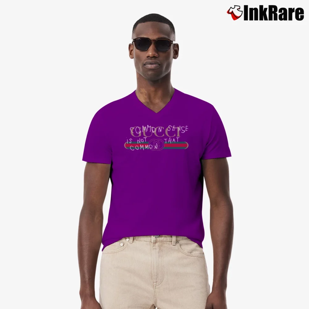 Men’s Classic Gucci Logo Graphic V-Neck Tee in purple | Sharp, Breathable, Everyday Staple
