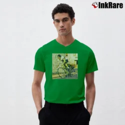 Men’s Cycling Legend Eddy Merckx for Road Racing Fans V-Neck Tee in irish green | Sharp, Breathable, Everyday Staple
