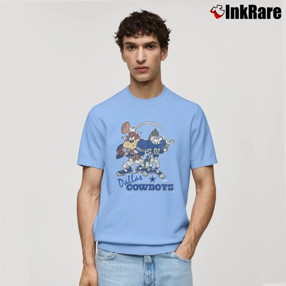 Men’s Dallas Cowboys Looney Tunes Crewneck Big Logo Classic T-Shirt in light blue | Soft, Breathable Everyday Wear
