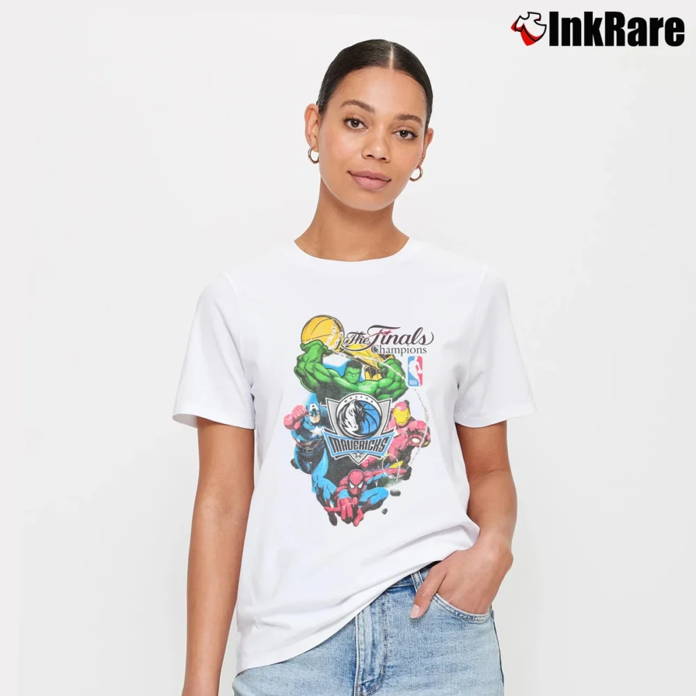Women’s Dallas Mavericks Marvel NBA Finals Basketball Signature T-Shirt in white | Soft, Flattering Fit
