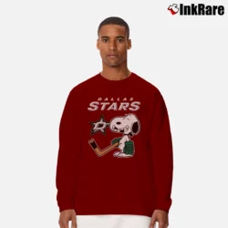 Men’s Dallas Stars Ice Hockey Snoopy NHL Long-Sleeve Shirt in maroon | Sleek, Lightweight, Year-Round Wear