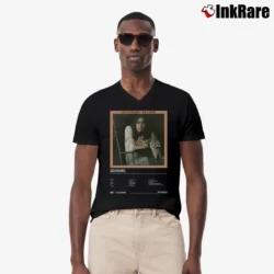 Men’s Dan Fogelberg Souvenirs Album V-Neck Tee in black | Sharp, Breathable, Everyday Staple