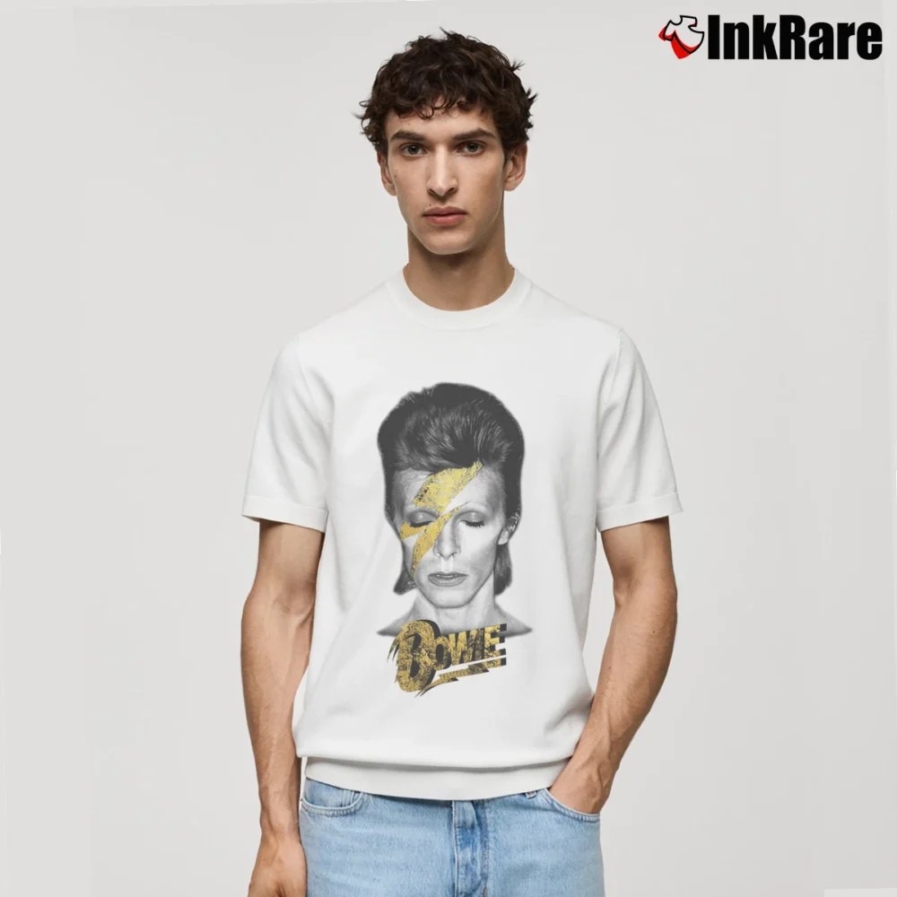 Men’s David Bowie Aladdin Sane Gold Bolt Classic T-Shirt in white | Soft, Breathable Everyday Wear