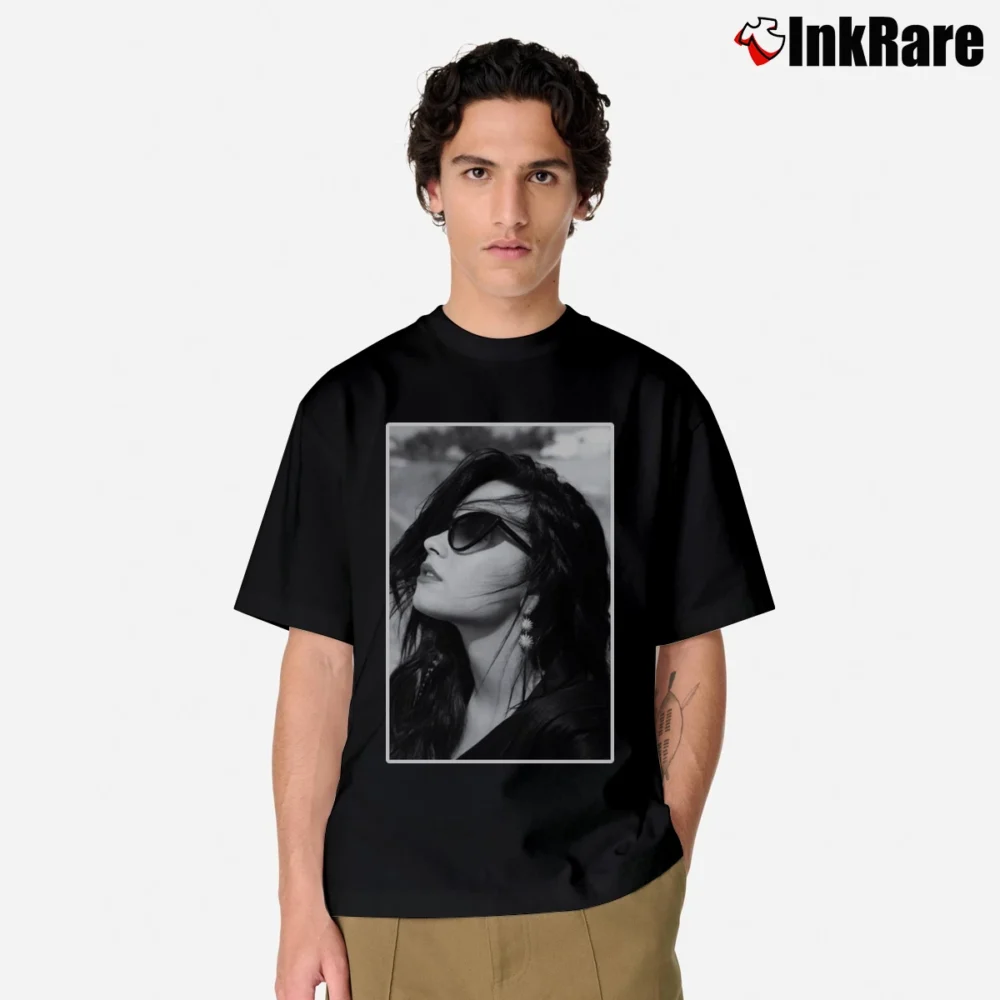 Men’s Demi Lovato Cute Fan Classic T-Shirt in black | Soft, Breathable Everyday Wear