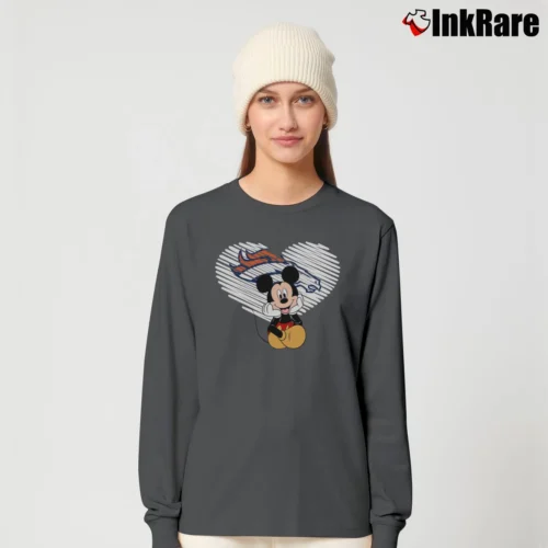 Denver Broncos Mickey Mouse Super Bowl Fan Women’s Long-Sleeve Top in charcoal – Effortless Layer Women’s Denver Broncos Mickey Mouse Super Bowl Fan Long-Sleeve Top in charcoal | Sleek, Versatile, All-Season