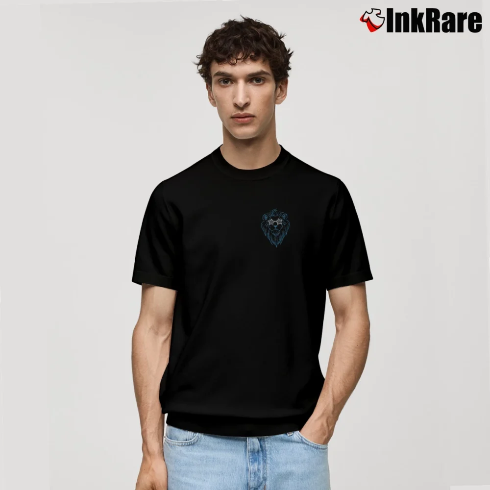 Men’s Detroit Football Retro Lion Mascot Game Day Sweatshirt Classic T-Shirt in black | Soft, Breathable Everyday Wear