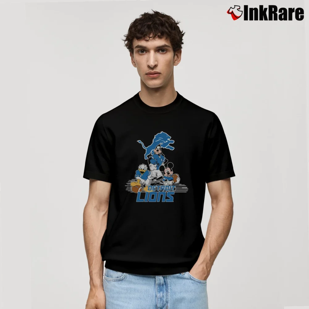 Men’s Detroit Lions Mickey Mouse Football Fan Classic T-Shirt in black | Soft, Breathable Everyday Wear