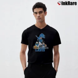 Men’s Detroit Lions Mickey Mouse Football Fan V-Neck Tee in black | Sharp, Breathable, Everyday Staple