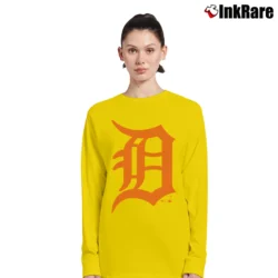Women’s Detroit Tigers Logo Graphic Long-Sleeve Top in yellow | Sleek, Versatile, All-Season