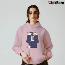 Women’s Detroit Tigers Snoopy And Woodstock Resting Together Mlb Cozy Hoodie in light pink | Warm, Structured, Stylish