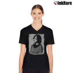 Women’s Dolores Oriordan V-Neck Tee in black | Chic Neckline, Soft Texture