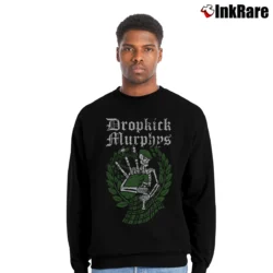 Men’s Dropkick Murphys Band Vintage Crewneck Sweatshirt in black | Cozy Fabric, Clean Style