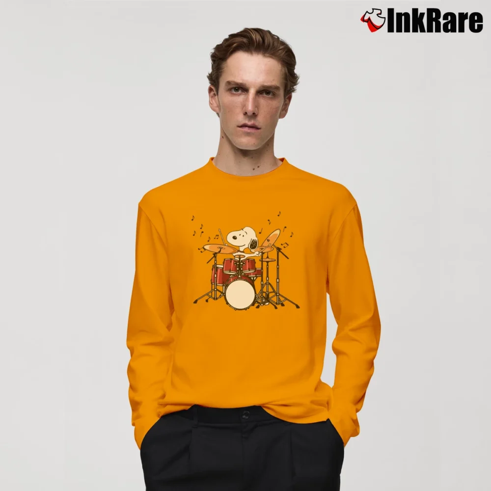 Men’s Drummer Snoopy Playing Drum Kits Classic Long-Sleeve Shirt in orange | Sleek, Lightweight, Year-Round Wear