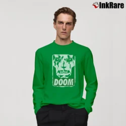 Men’s Fantastic Four Dr. Doom Mask Black Long-Sleeve Shirt in irish green | Sleek, Lightweight, Year-Round Wear