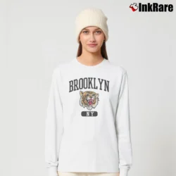 Women’s Free State Brooklyn Tiger Graphic Long-Sleeve Top in white | Sleek, Versatile, All-Season