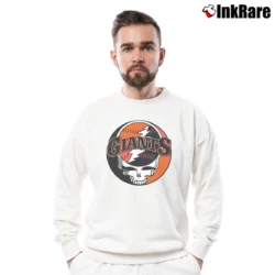 Men’s Giants Grateful Dead Steal Your Face Crewneck Sweatshirt in white | Cozy Fabric, Clean Style