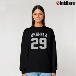 Women’s Gio Urshela Yankees Baseball Relaxed Sweatshirt in black | Soft, Laid-Back Vibe