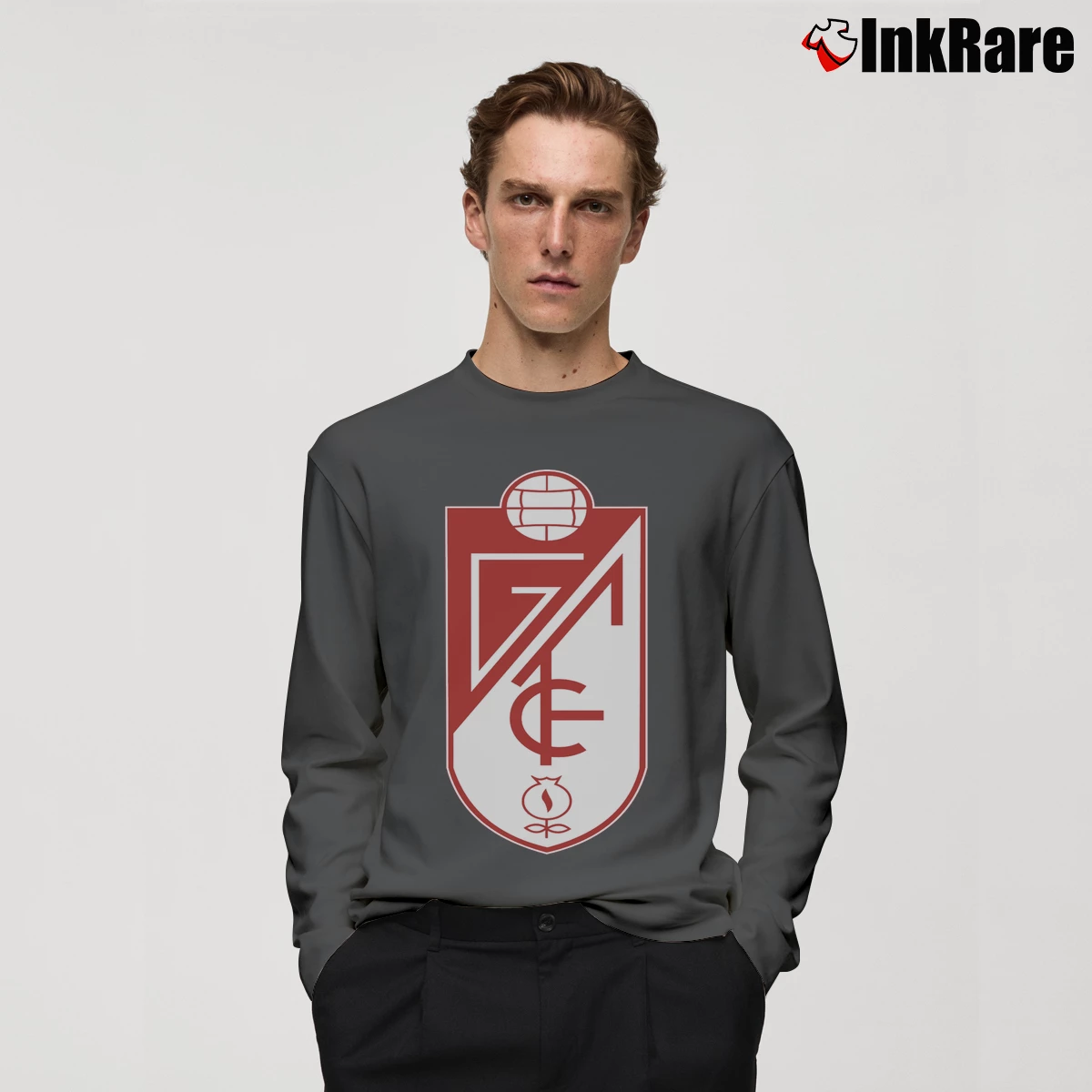Granada CF Espana Futbol Soccer Men’s Long-Sleeve Tee in charcoal – Versatile Layering Men’s Granada CF Espana Futbol Soccer Long-Sleeve Shirt in charcoal | Sleek, Lightweight, Year-Round Wear