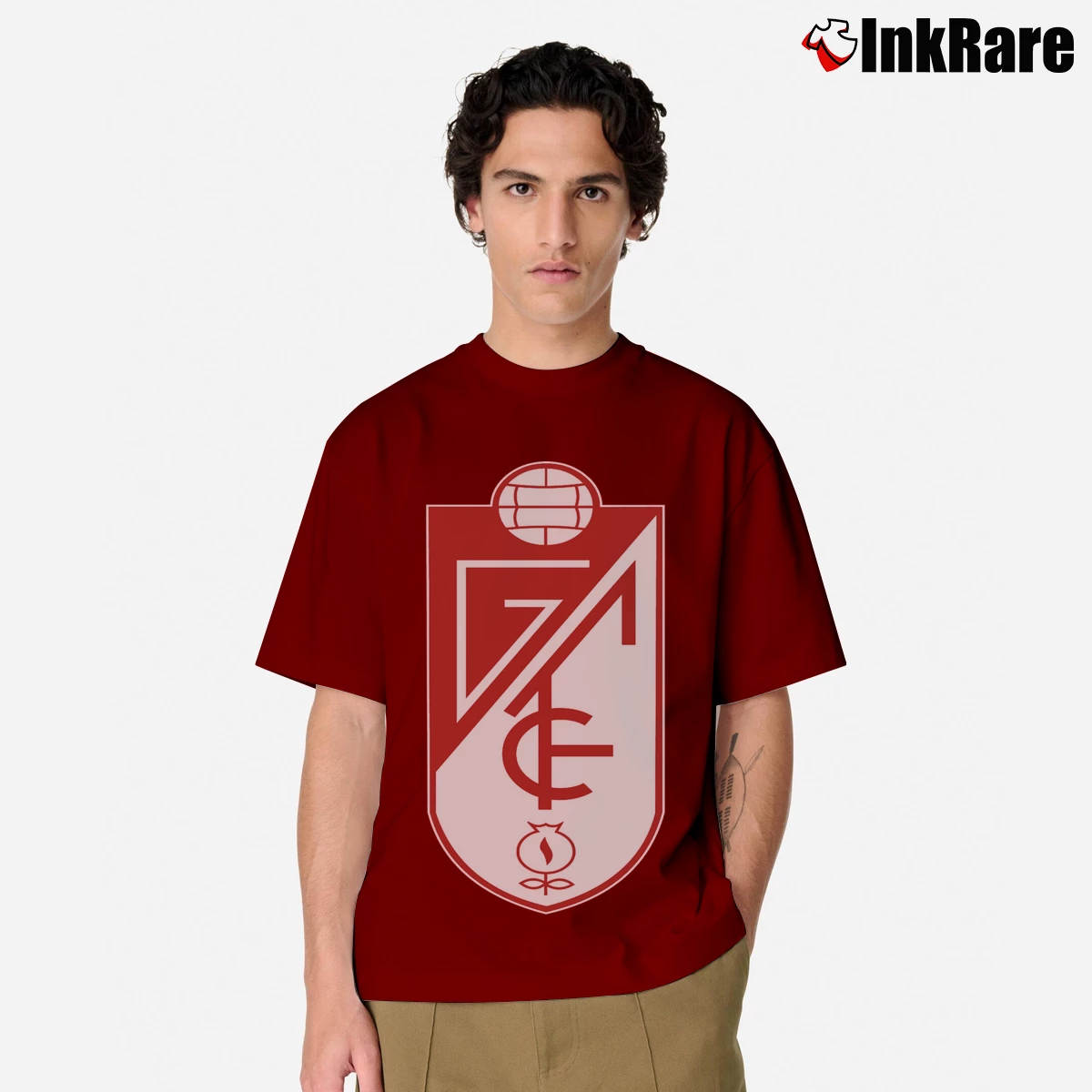 Granada CF Espana Futbol Soccer Men’s Classic Tee in maroon – Premium Comfort Men’s Granada CF Espana Futbol Soccer Classic T-Shirt in maroon | Soft, Breathable Everyday Wear