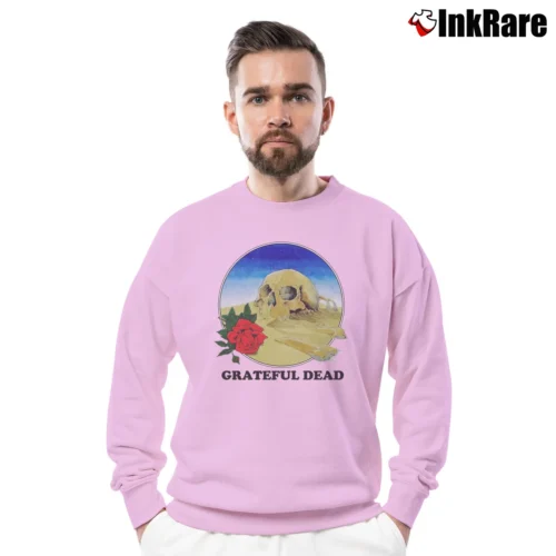 Grateful Dead 1981 Stanley Mouse Europe Skull Rose Design Men’s Crewneck Sweatshirt in light pink – Soft & Durable Men’s Grateful Dead 1981 Stanley Mouse Europe Skull Rose Design Crewneck Sweatshirt in light pink | Cozy Fabric, Clean Style