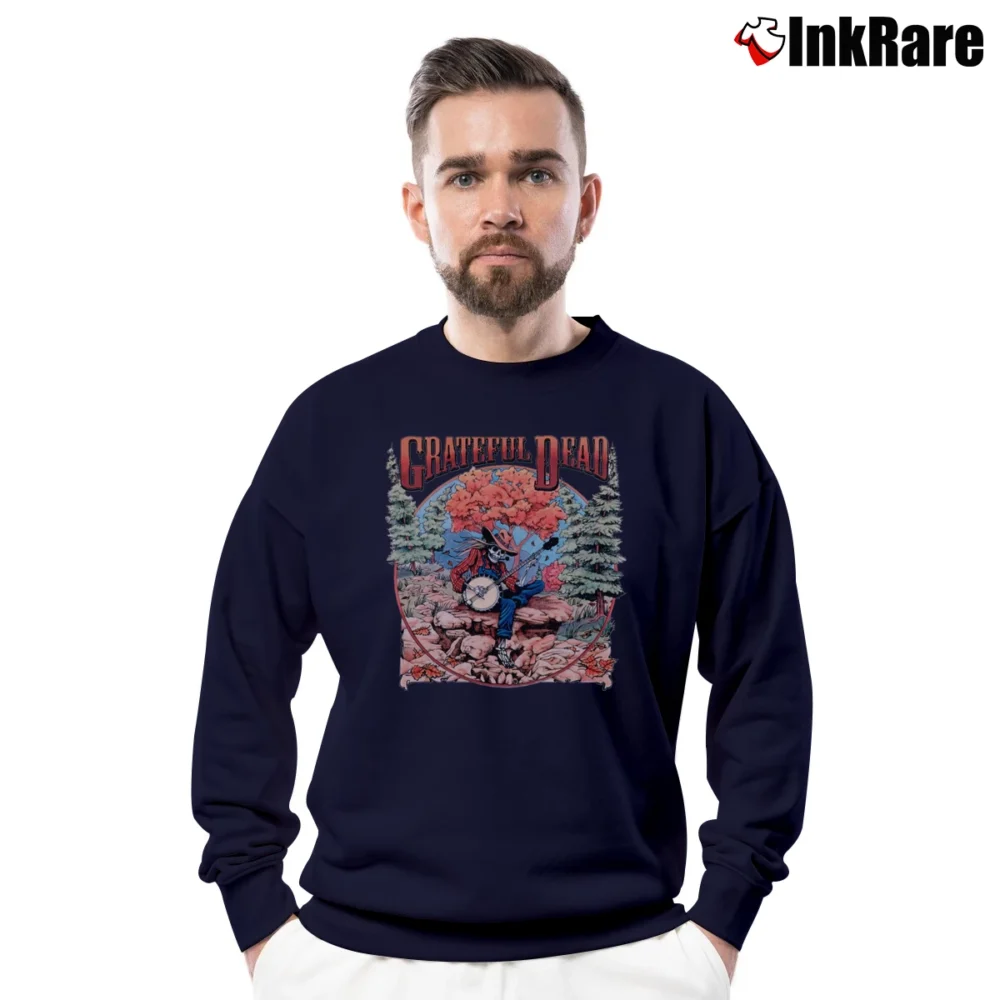 Men’s Grateful Dead 1994 Fall Tour Mountain Banjo Crewneck Sweatshirt in navy | Cozy Fabric, Clean Style