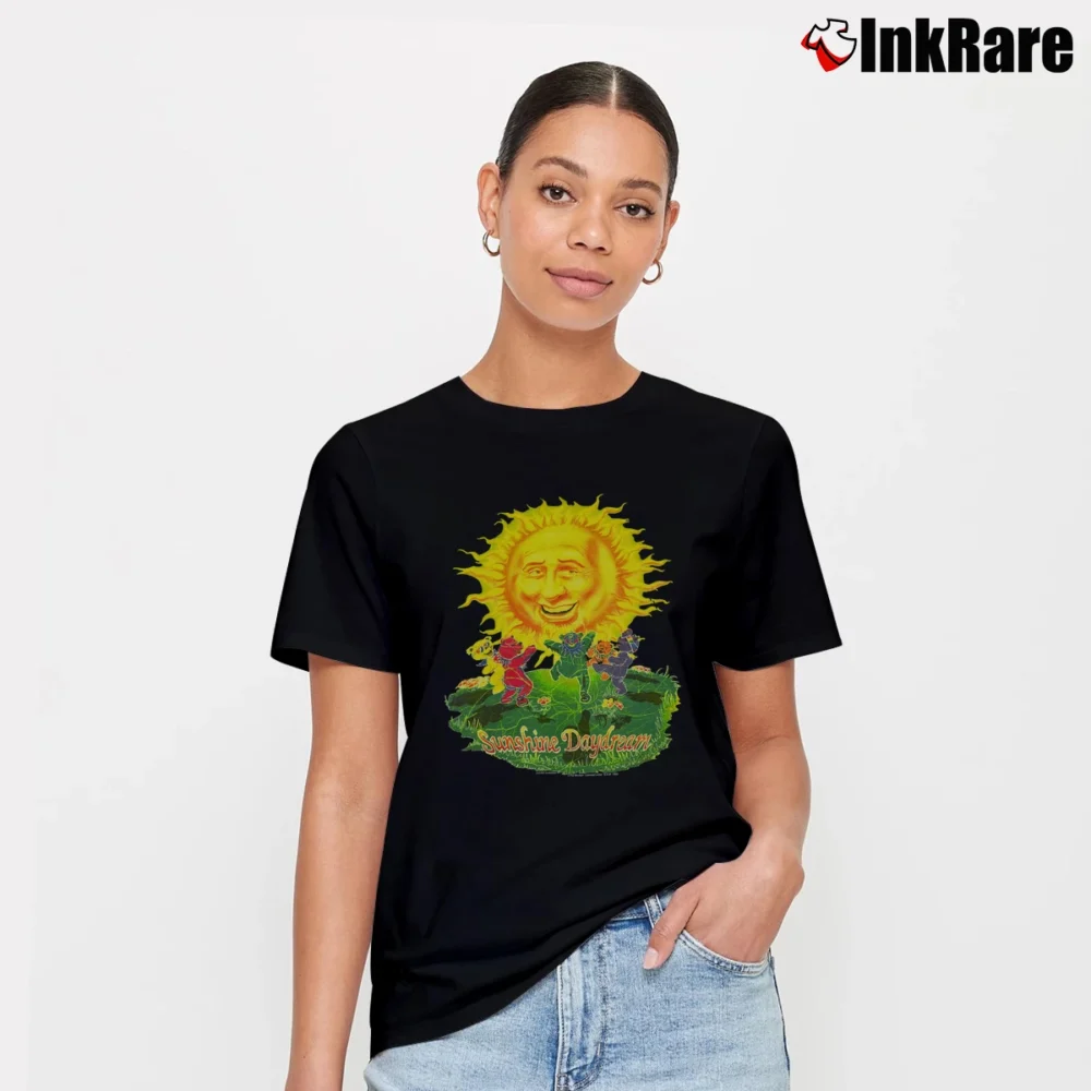 Women’s Grateful Dead 1995 Sunshine Daydream Signature T-Shirt in black | Soft, Flattering Fit