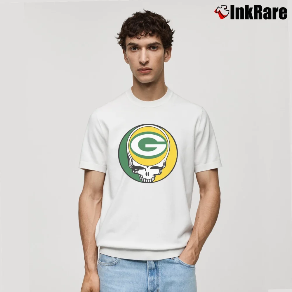 Men’s Green Bay Packers 90s Grateful Dead Skull NFL Football Classic T-Shirt in white | Soft, Breathable Everyday Wear