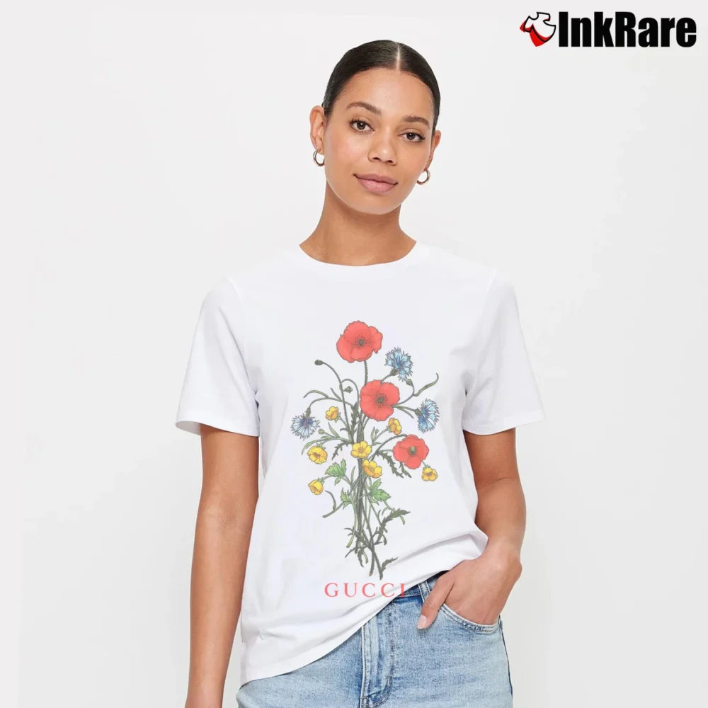 Women’s Gucci Chateau Marmont Designer Signature T-Shirt in white | Soft, Flattering Fit