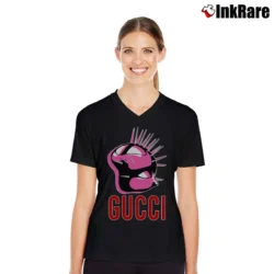 Women’s Gucci Manifesto V-Neck Tee in black | Chic Neckline, Soft Texture