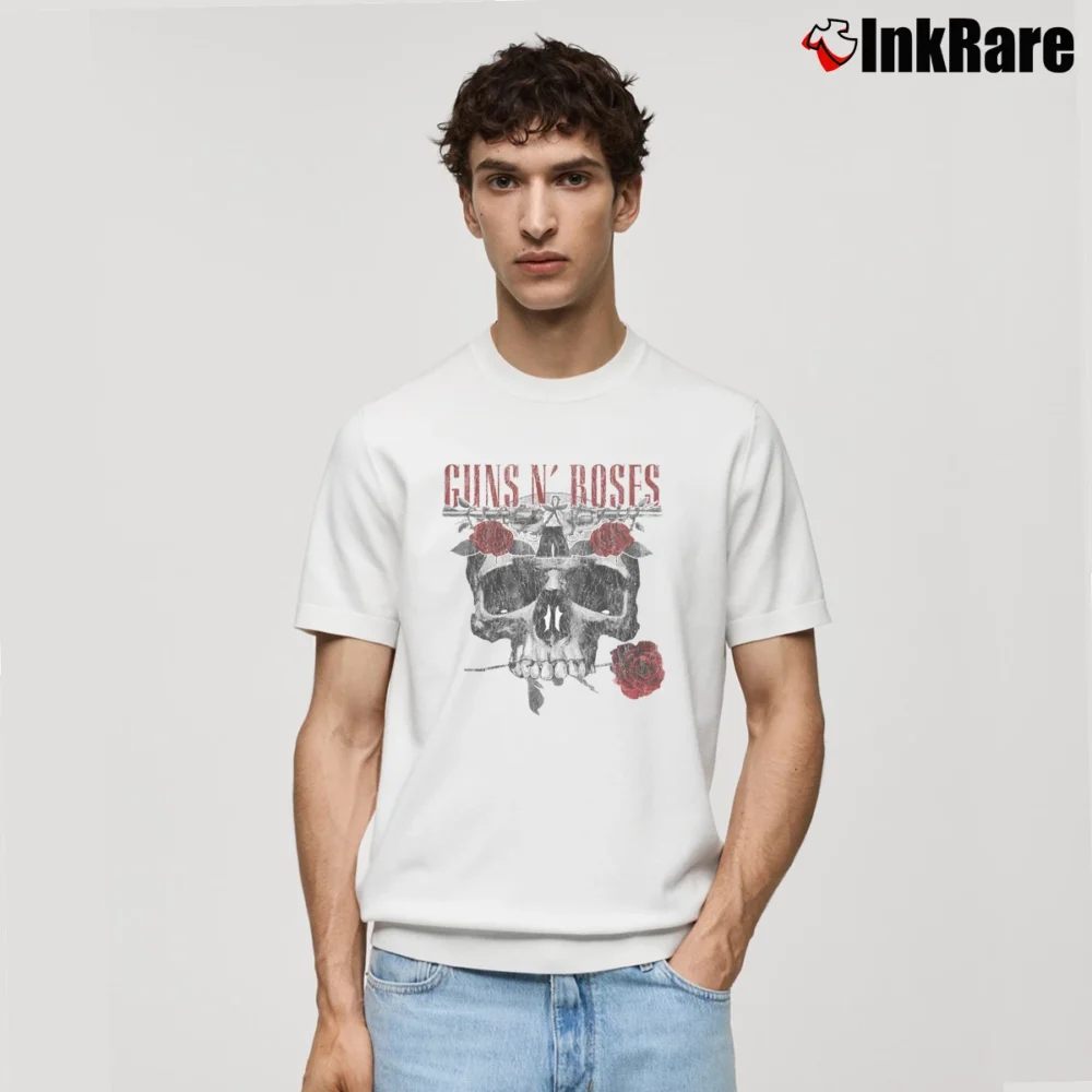Men’s Guns N Roses Flower Skull Classic T-Shirt in white | Soft, Breathable Everyday Wear