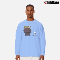 Men’s Hobbes Tiger On Doghouse Snoopy Classic Long-Sleeve Shirt in light blue | Sleek, Lightweight, Year-Round Wear